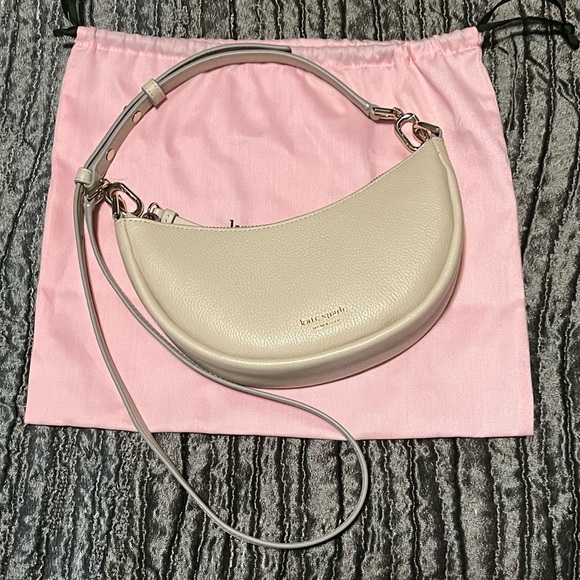 COPY - KATE SPADE
‘SMILE SMALL’ SHOULDER BAG - Picture 7 of 12